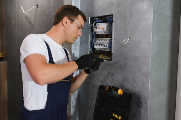 Best Affordable Electrician  in Bedford, IA